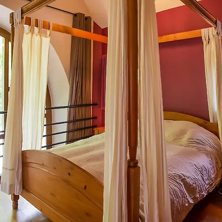 度假居 House In Sint Jansrade With Pool