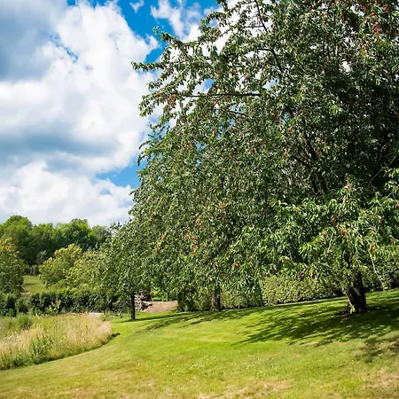 House In Sint Jansrade With Pool Casa de Férias *